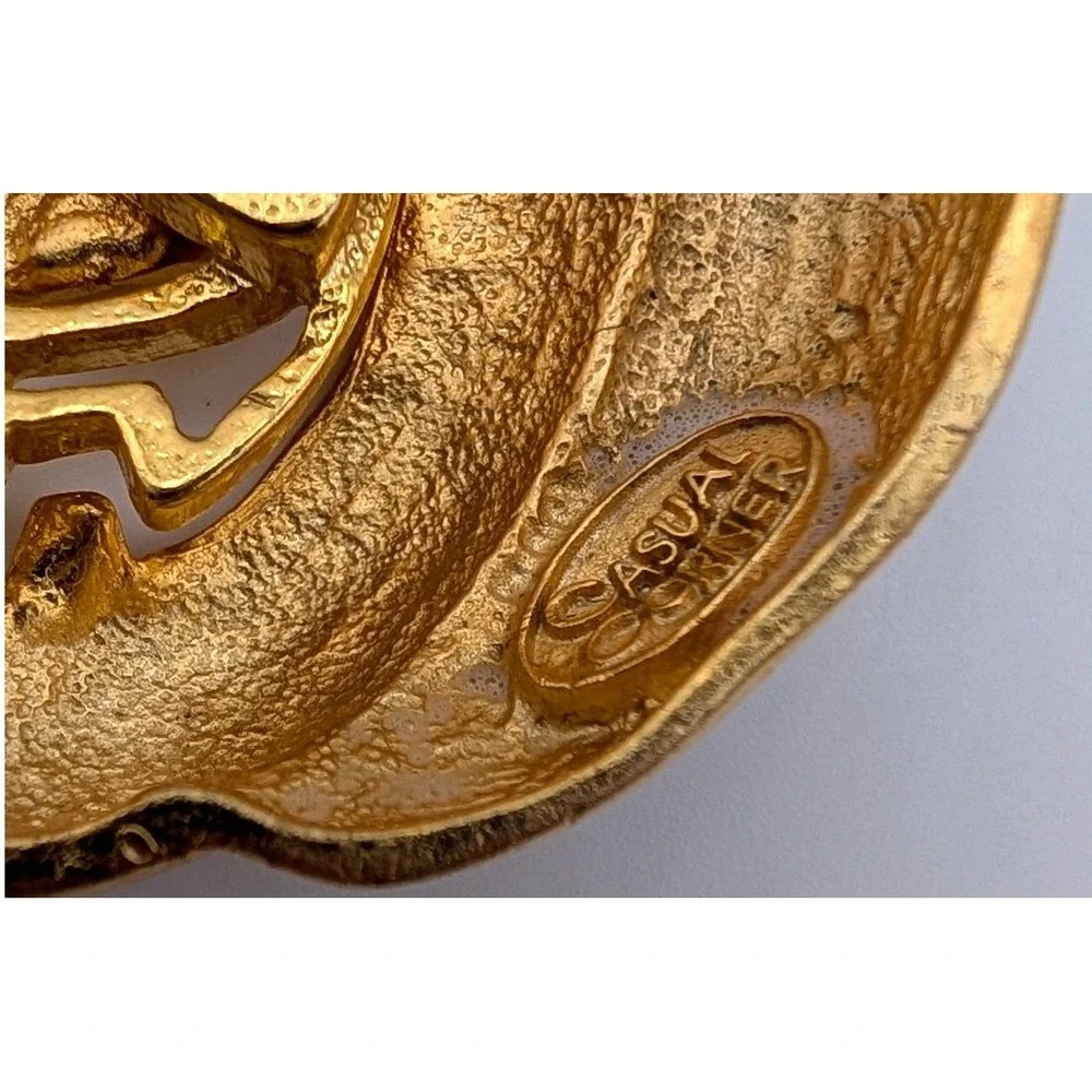 Casual Corner Vintage Gold Tone‎ Jack O Lantern Pumpkin Halloween Brooch Pin